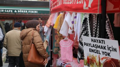 İzmit Belediyesinin 3 Aralık Dünya