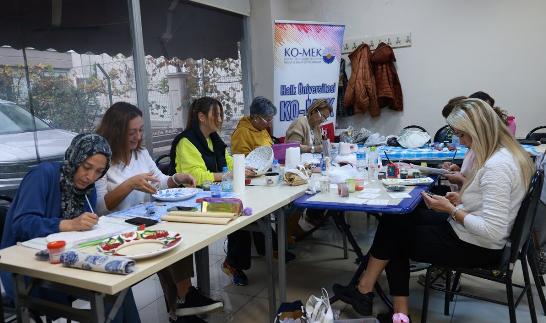 KO-MEK’te çini işlemeciliği kursuna