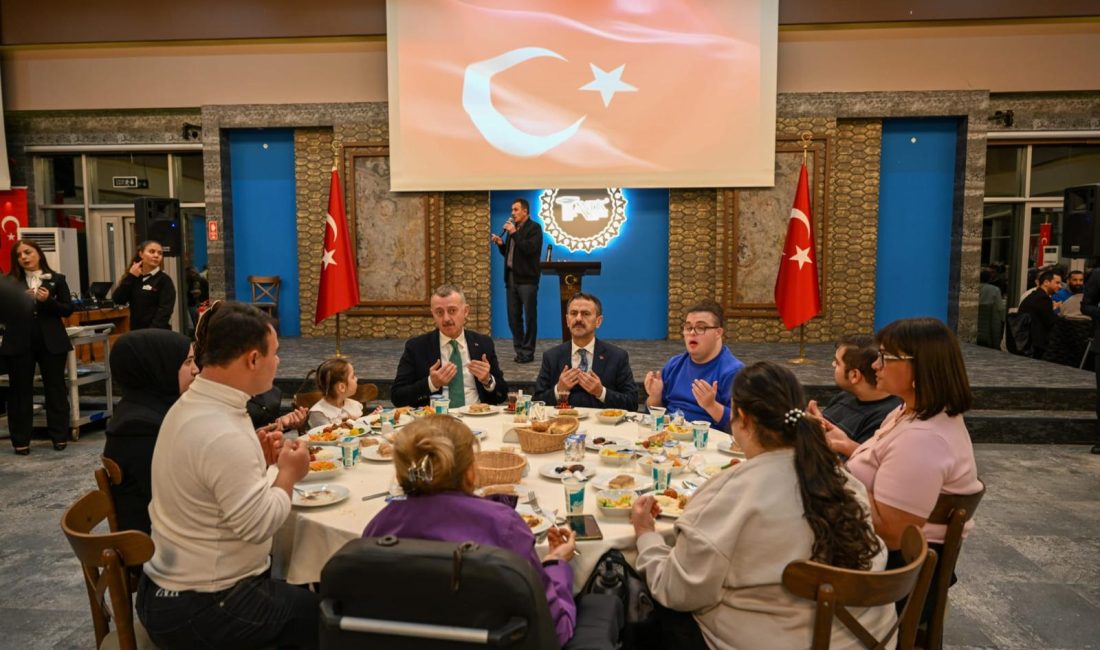 Kocaeli Valisi İlhami Aktaş
