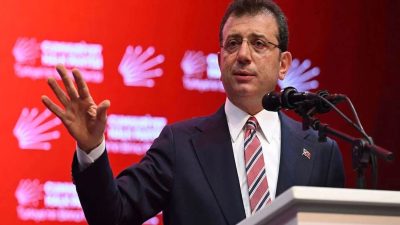 İstanbul Büyükşehir Belediye Başkanı Ekrem