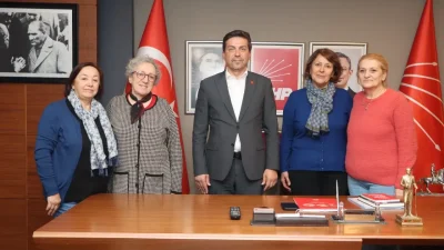 Vatandaşlar, gözaltına alınan Ekrem İmamoğlu'na