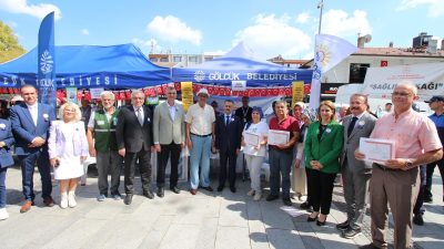 Gölcük’te halk sağlığına dikkat çeken etkinlik! Sigarayı bırakanlara başarı belgesi verildi