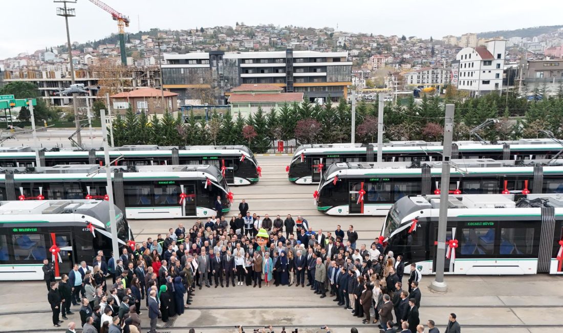 10 yeni tramvay alındı, 5 tane daha yolda; Büyükakın: Raylı sistemde yeni bir döneme giriyoruz