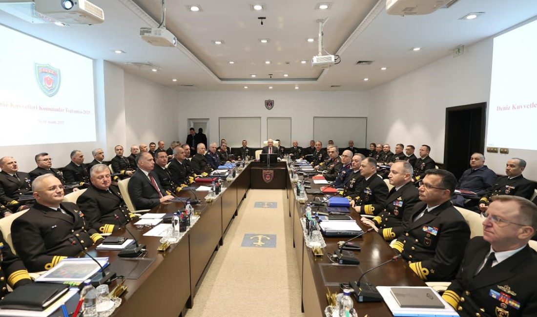 Milli Savunma Bakanı Yaşar