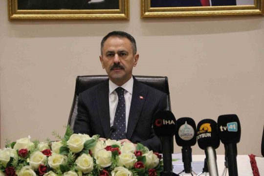 Kocaeli Valisi İlhami Aktaş, kentte