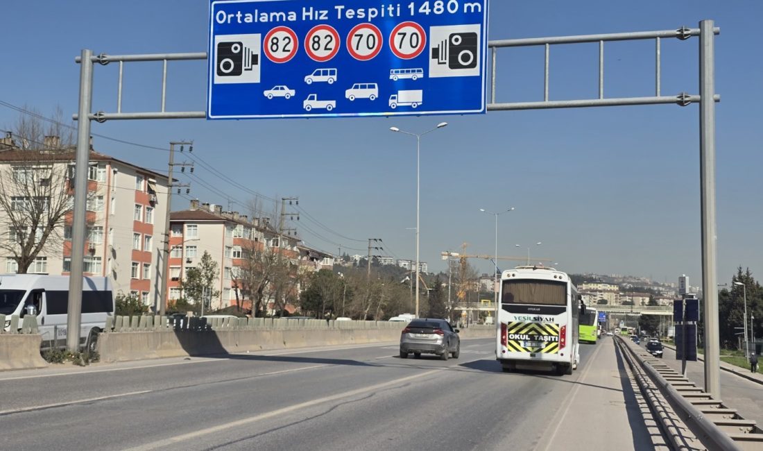 D-100 Karayolu’nda hız limitleri yükseldi, EDS tabelaları güncellendi