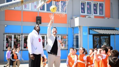 Çayırova Belediyesi Basketbol Takımı’nın yıldız