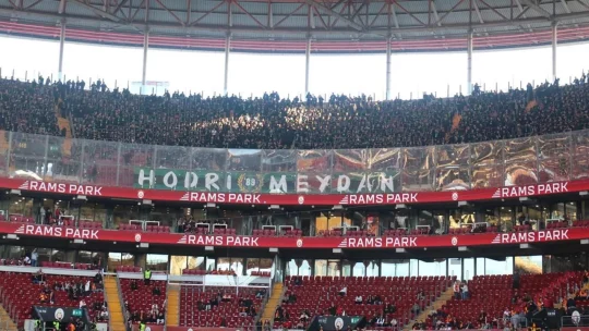 Galatasaray ile Kocaelispor arasında 12