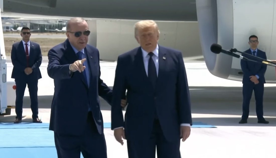 Trump Ankara’da: NATO Zirvesi İçin Geldi, Erdoğan’dan Sıcak ve Dostane Karşılama