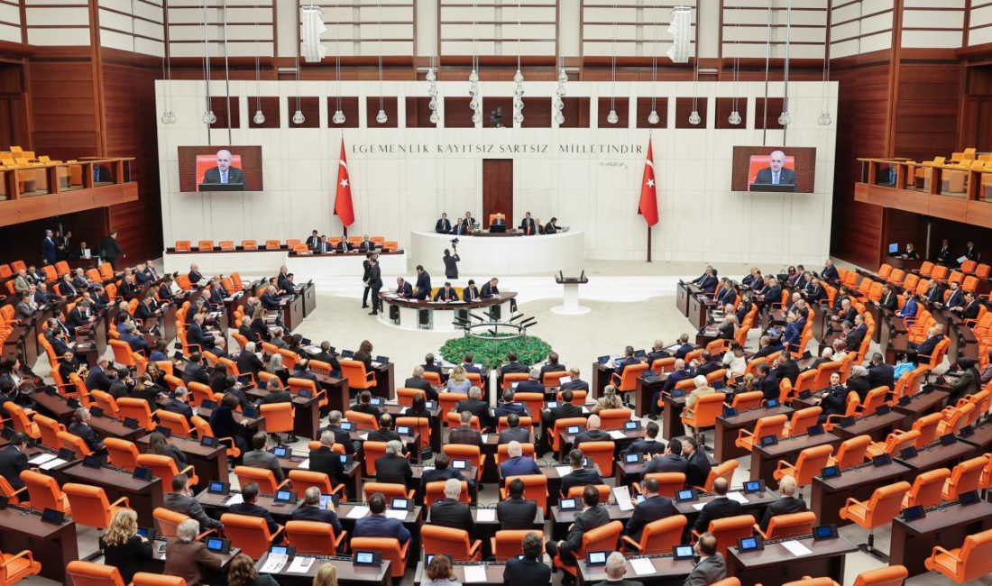 AK Parti, en düşük
