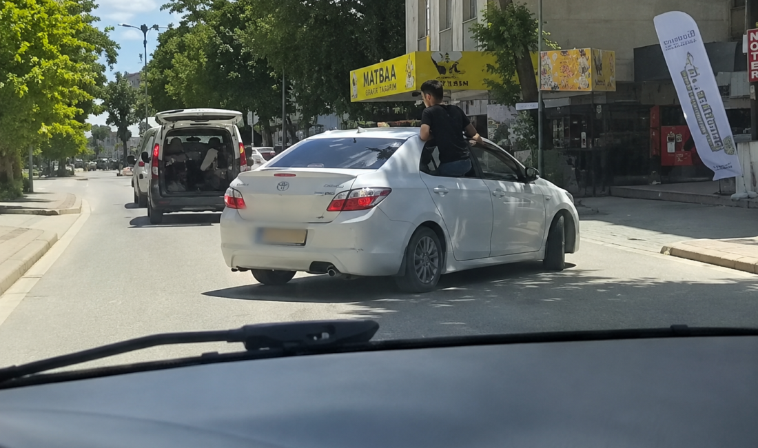 Kocaeli’de trafikte kaydedilen görüntüler,