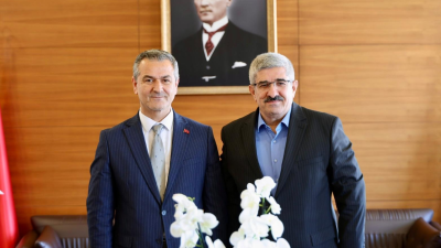 İzmit Belediyesi Başkan Vekili Lütfü