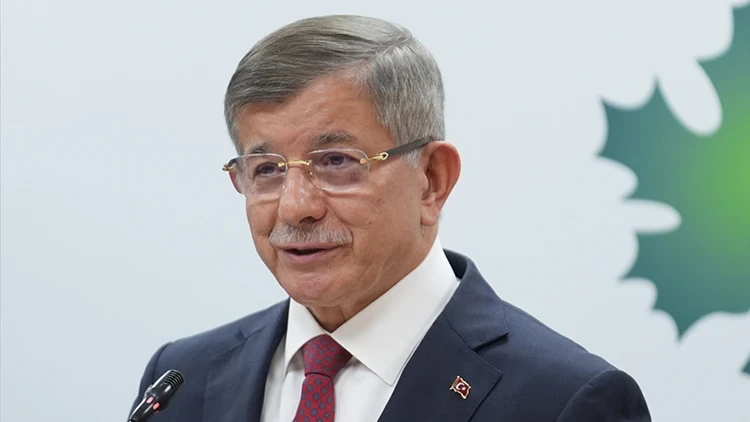 Eski Başbakan ve Gelecek Partisi